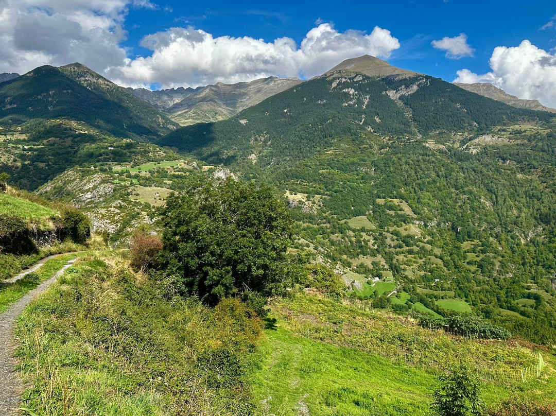 Mirador El Cruz de Puyadase-Gistain必去景点