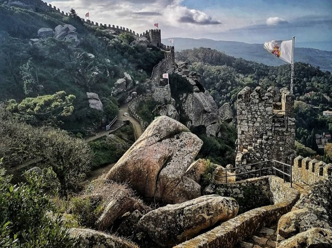 辛特拉旅游景点-摩尔人城堡
