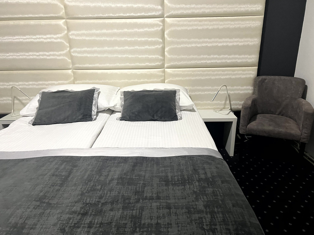 Hotel Cool Zagreb Airport主图