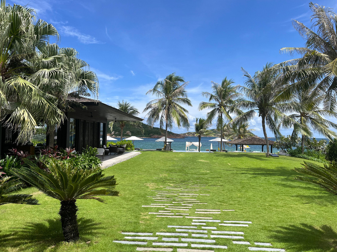 归仁安纳塔拉别墅度假酒店主图