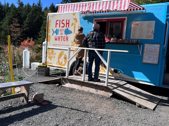 Fish Out Of Water Acadian Kitchen主图