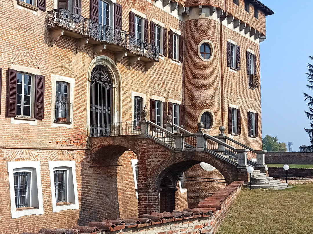 Castello Di Chignolo Po-Chignolo Po必去景点