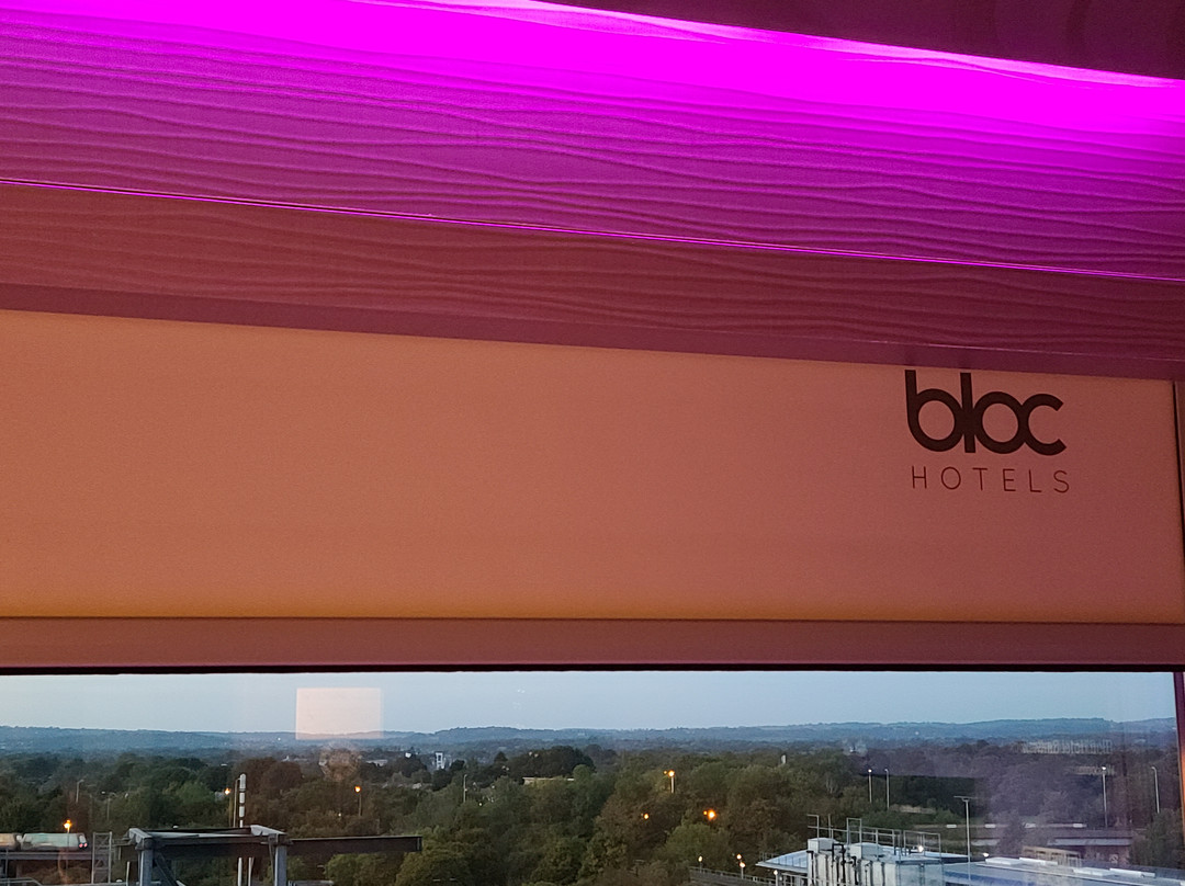 Bloc Hotel London Gatwick Airport主图