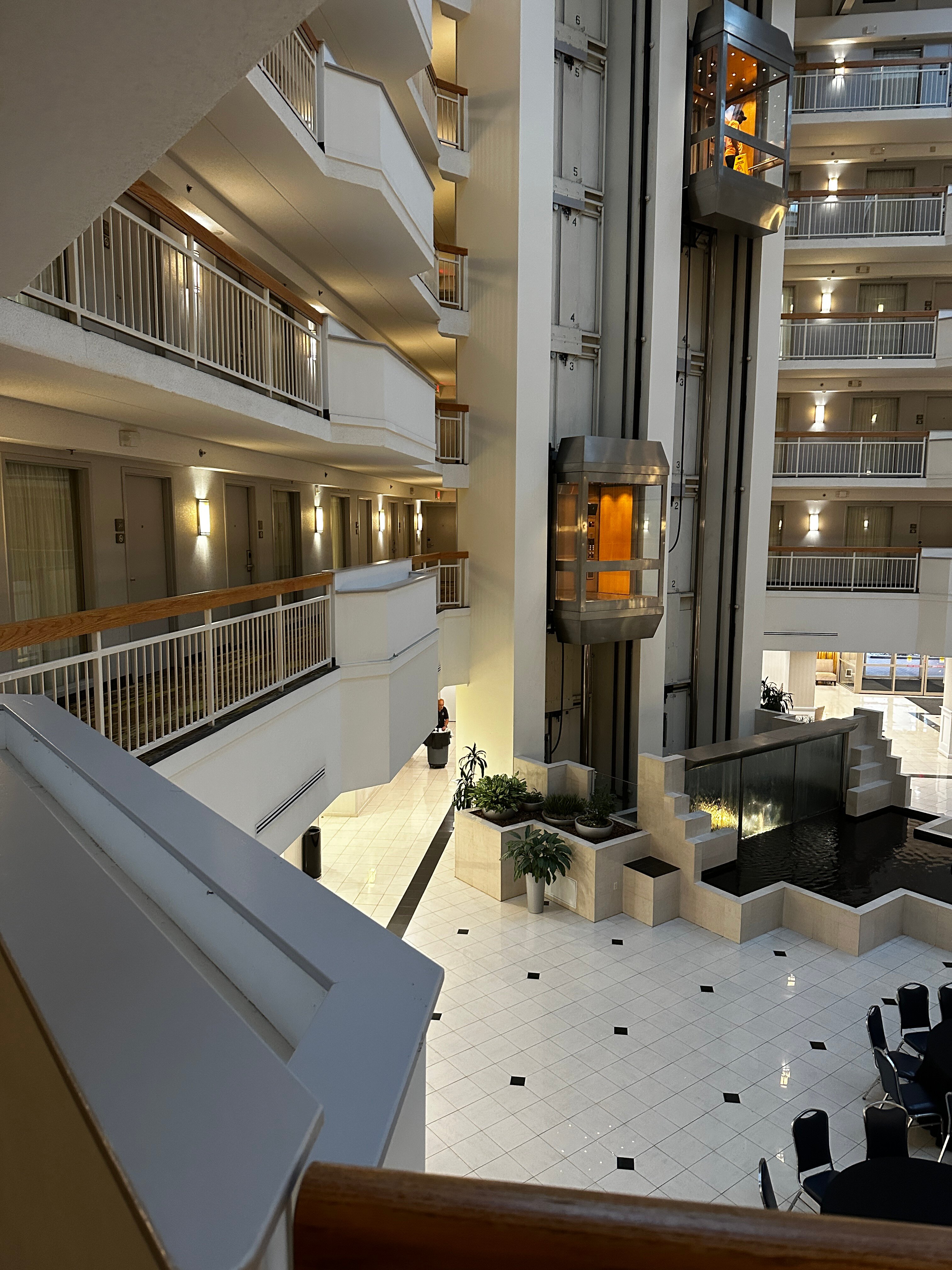 纽瓦克威明顿南大使套房酒店-浴室