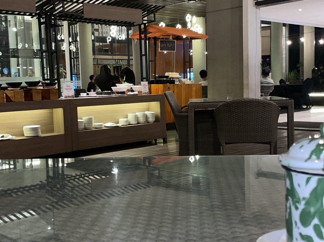 Premier Place Hotel Surabaya Airport主图