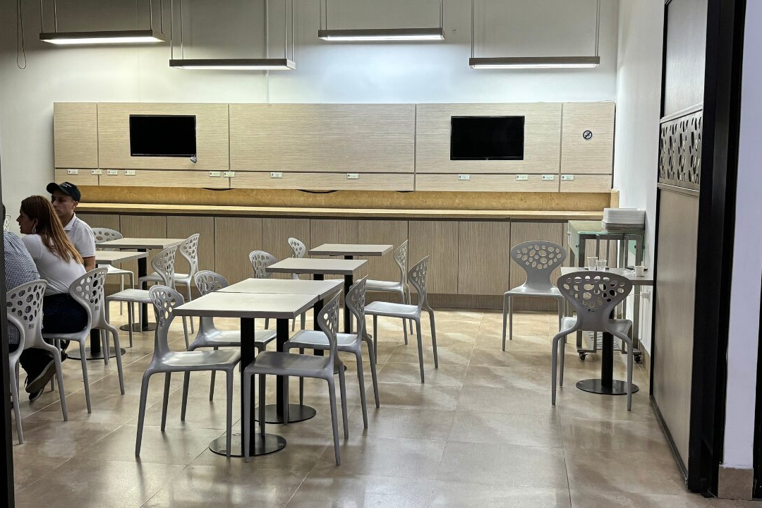 Eco Star Hotel主图