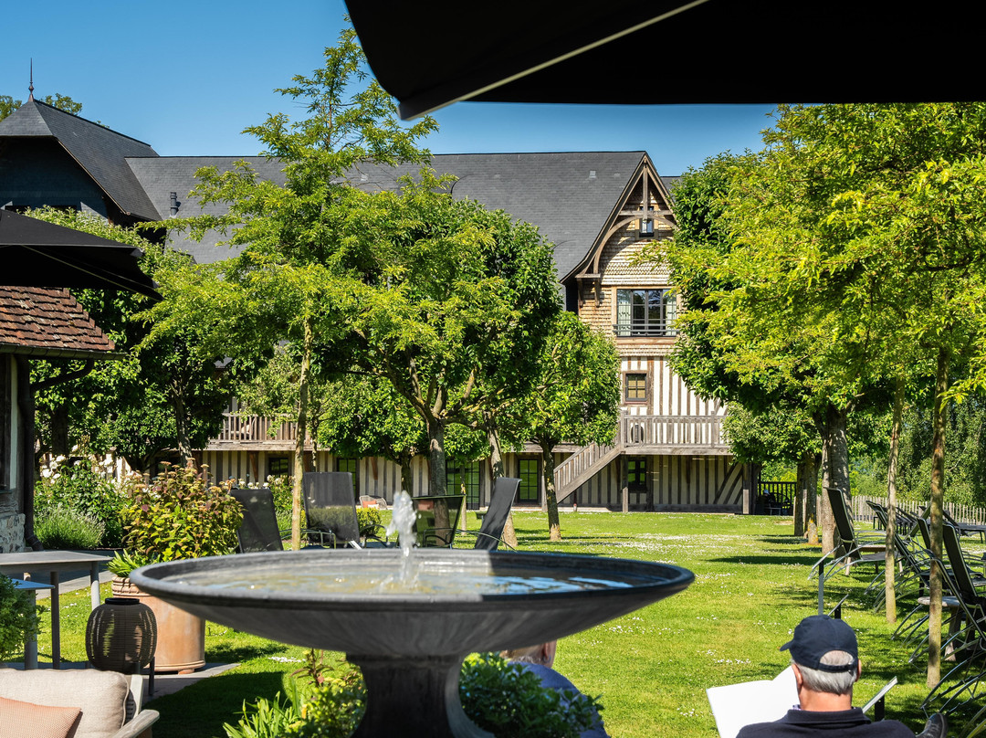 圣西米恩农场酒店主图