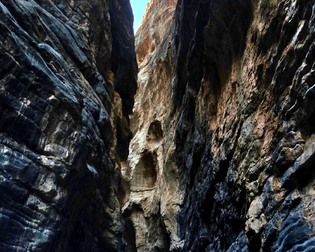 Snake Canyon Adventures-Ar Rustaq必去景点