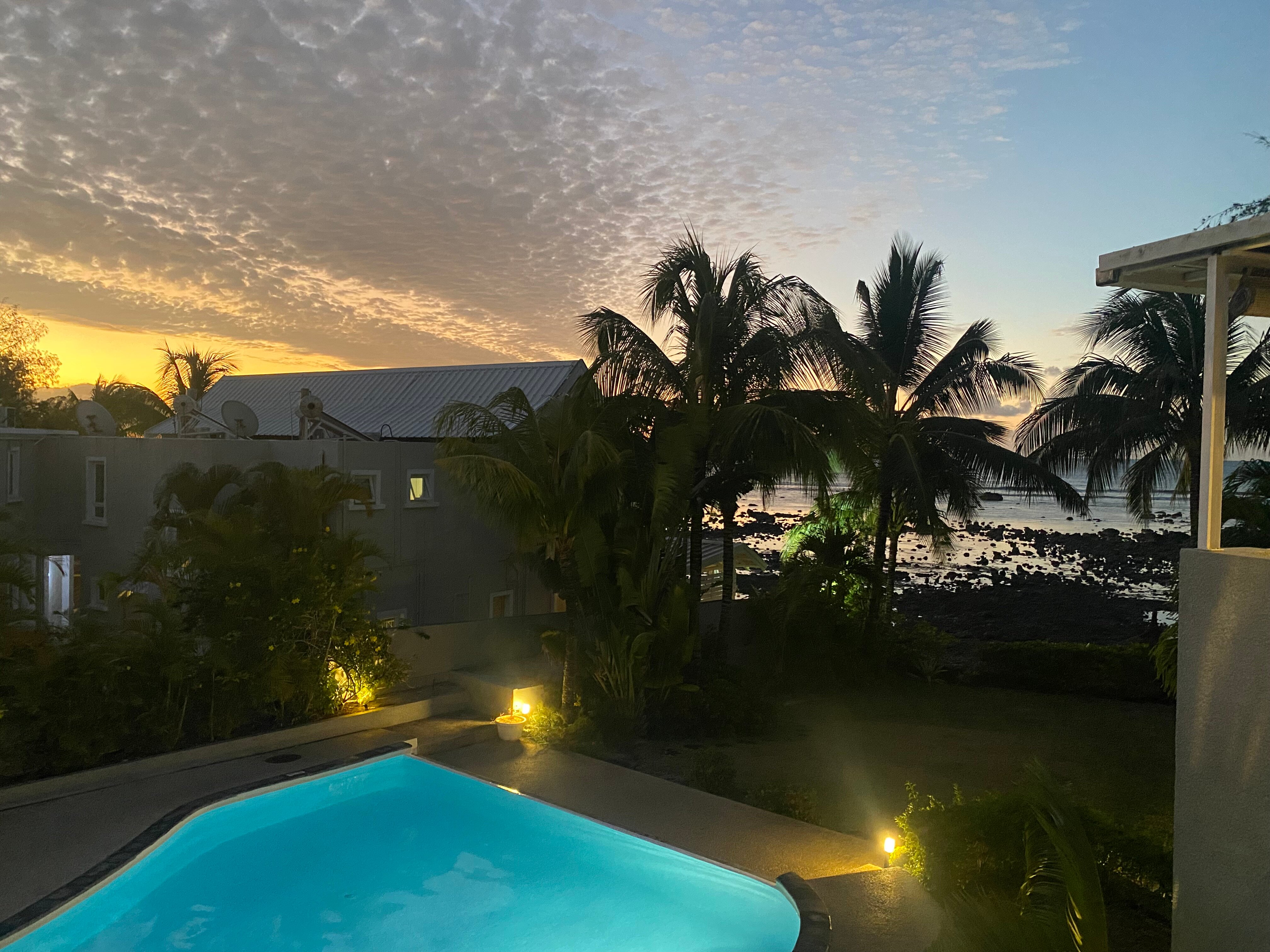 薄优布鲁旅馆-泳池