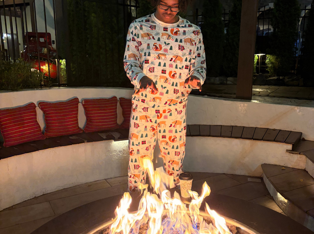 The Inn at Christmas Place主图