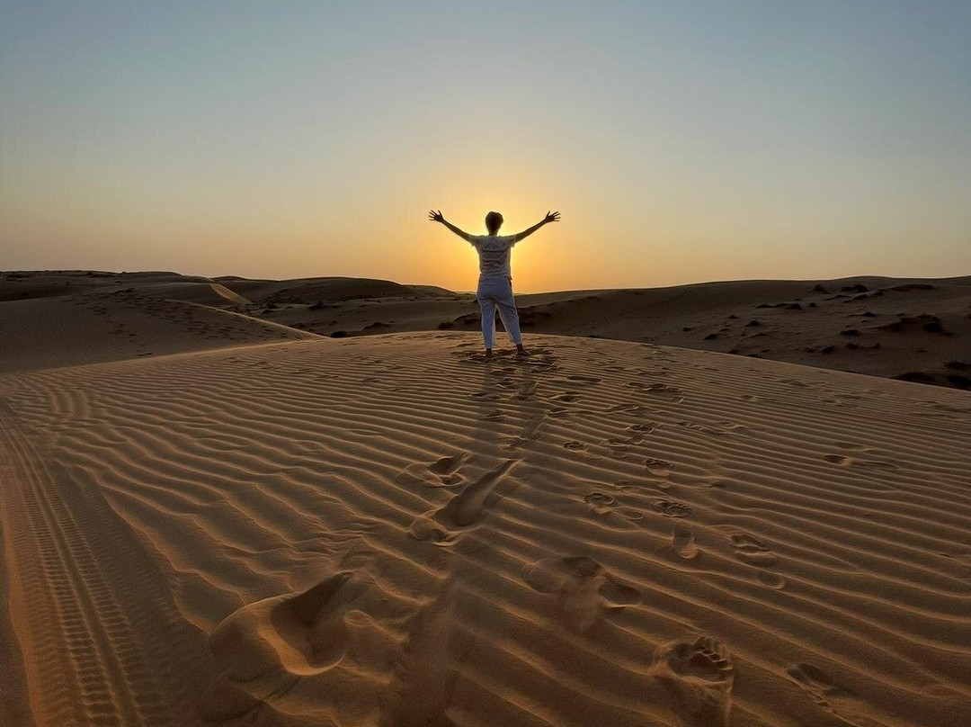 Desert Camels Adventure Tours-尼日瓦必去景点