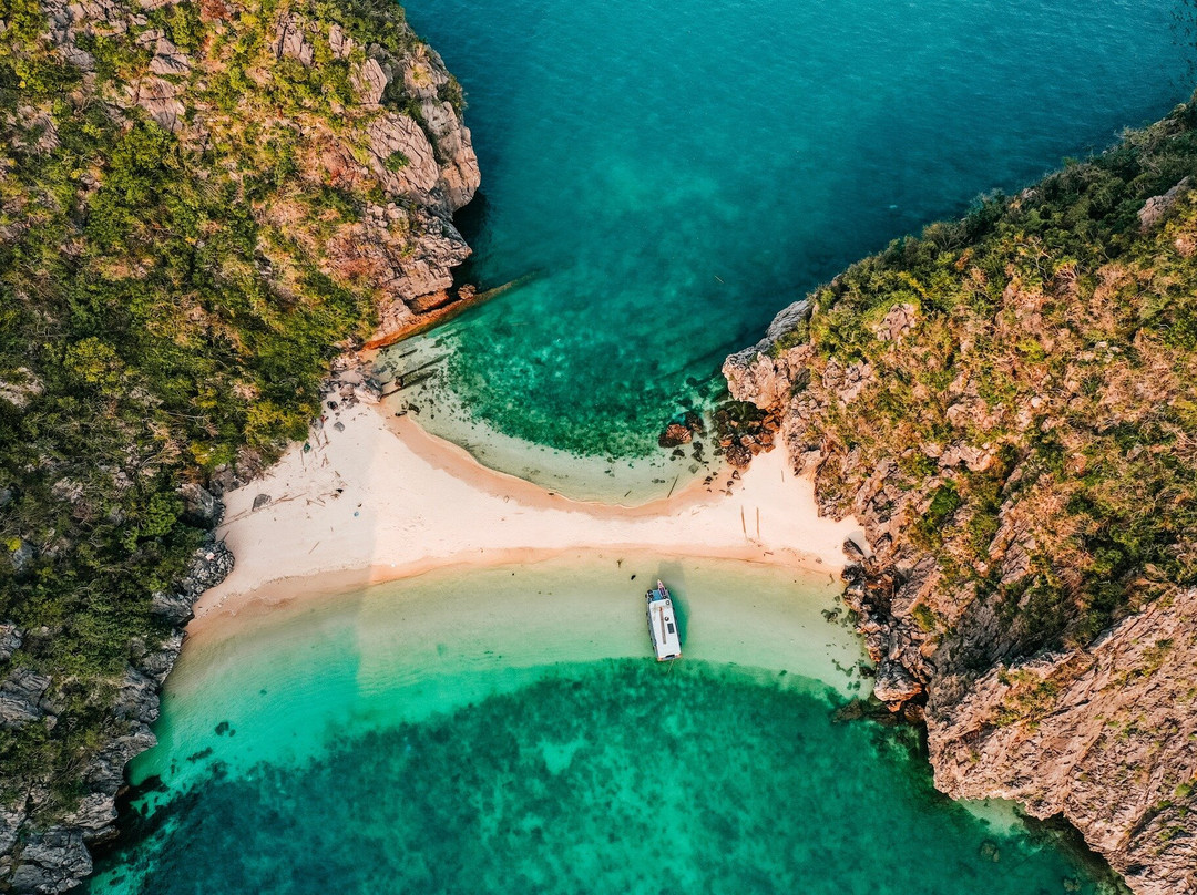 Luxury Travel Co., LTD-河内必去景点