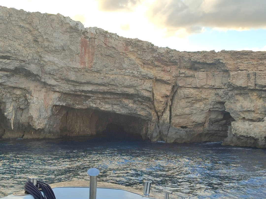 Santa Maria Caves-Comino必去景点