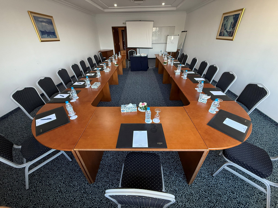 迦玛特厄尔毛拉迪酒店主图