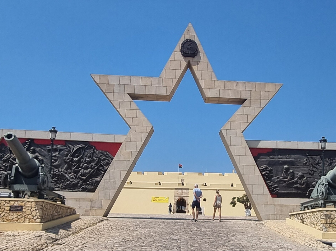 Fortaleza de Sao Miguel-卢安达必去景点