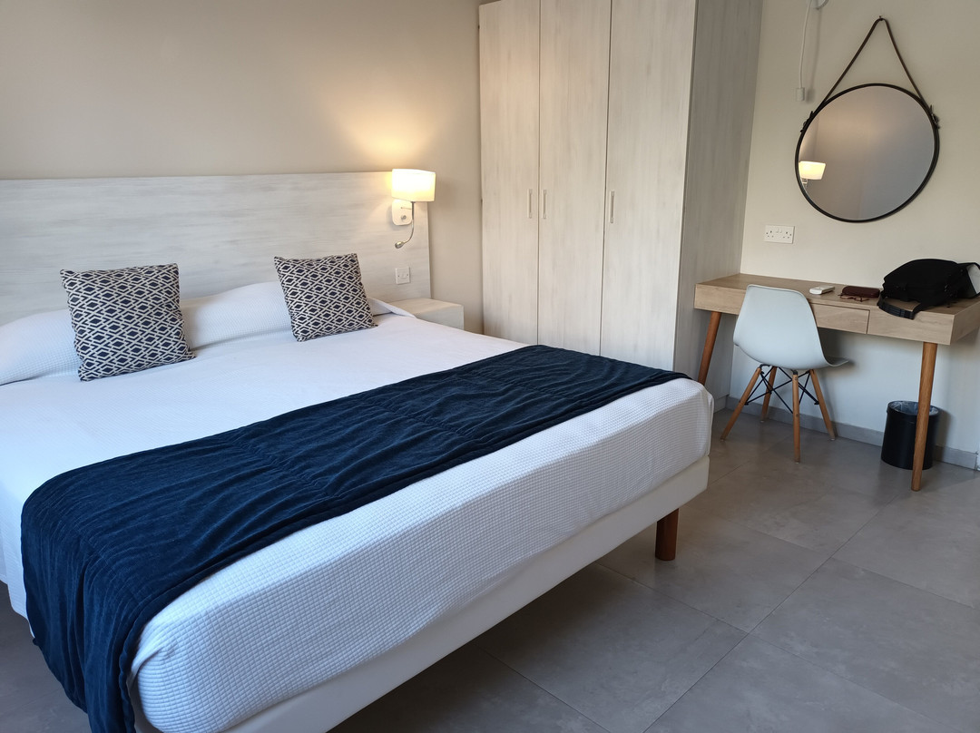 Louis Paphos Breeze主图