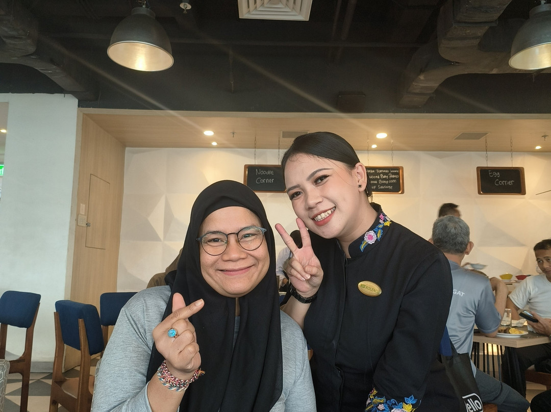 Hotel Santika Mega City Bekasi主图