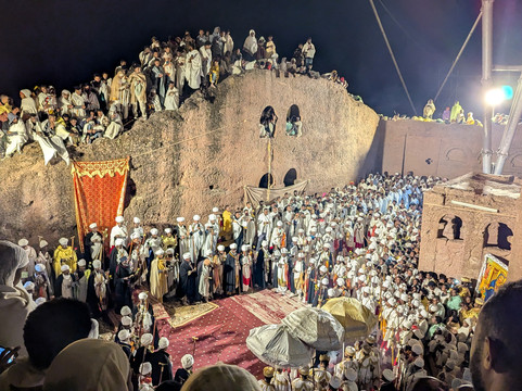 Telake Tesfaw-拉利贝拉必去景点