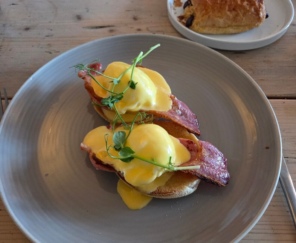 普利罗斯维里酒店主图