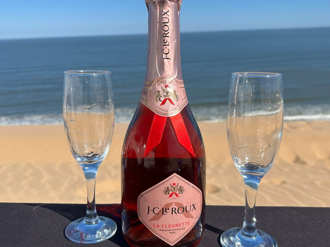 Ondjou Tours cc-华维斯湾必去景点