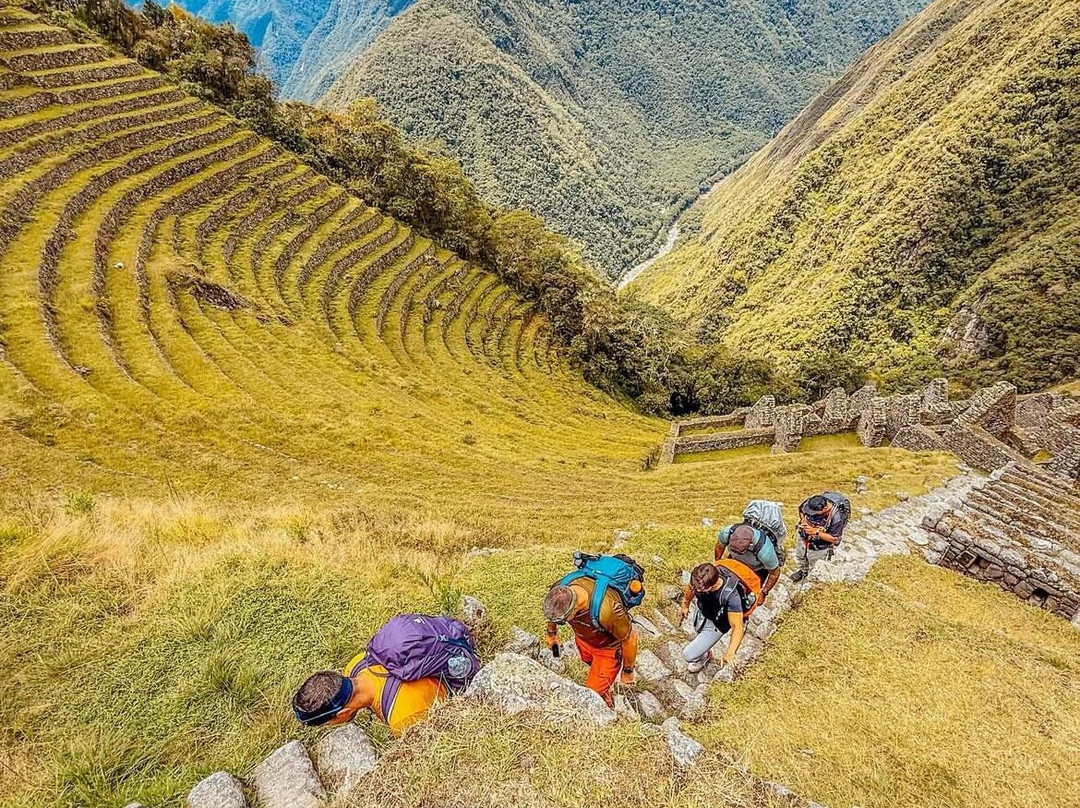 Explore Adventures Perú-温泉镇必去景点
