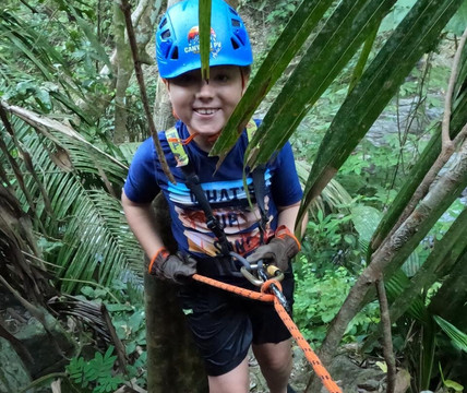 Canyons PV-瓦拉塔港必去景点