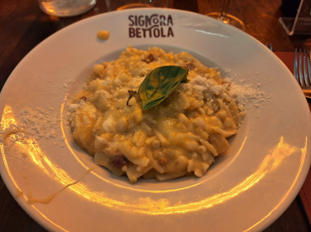 Signora Bettola Vomero