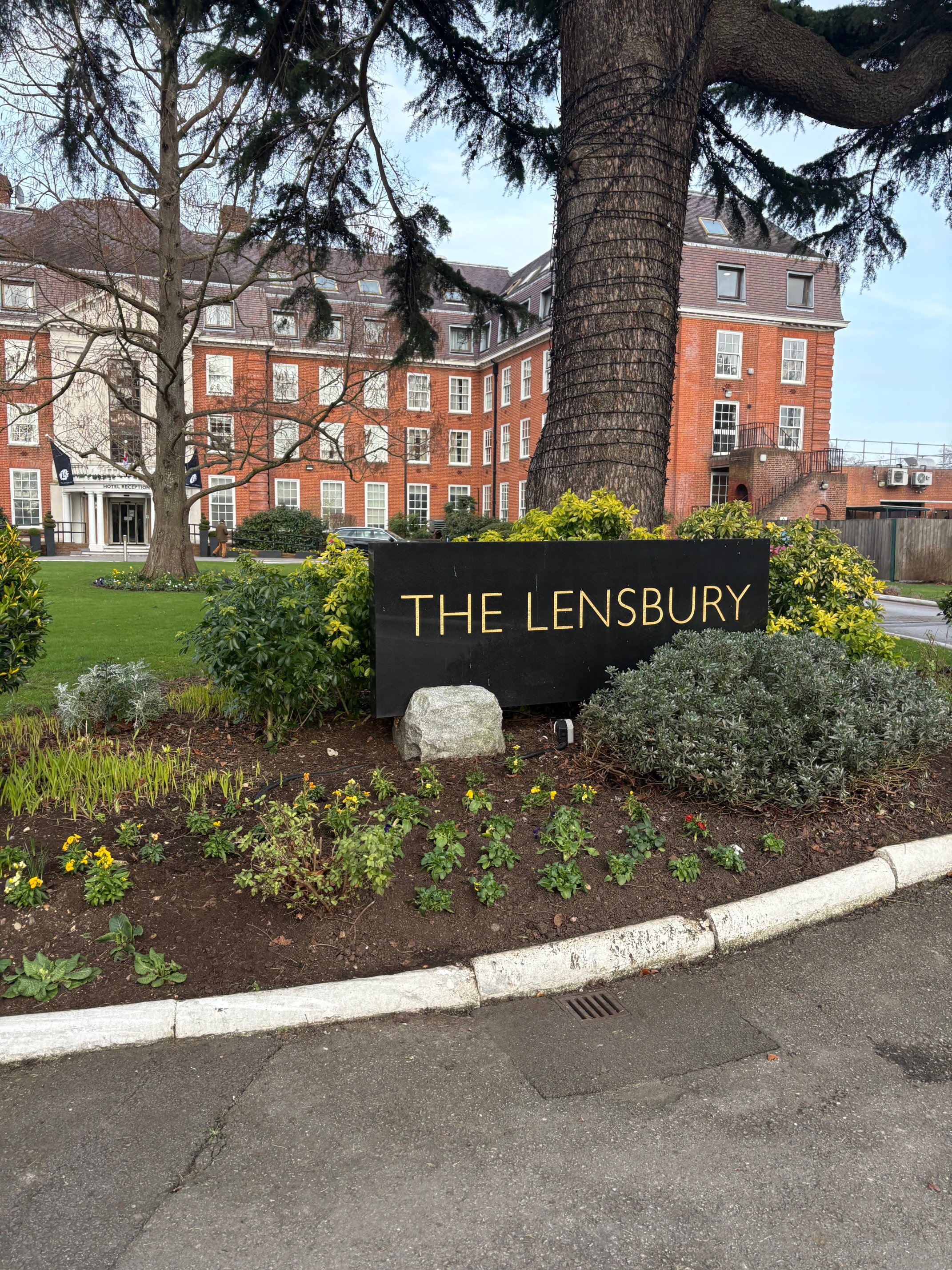 The Lensbury Resort-浴室