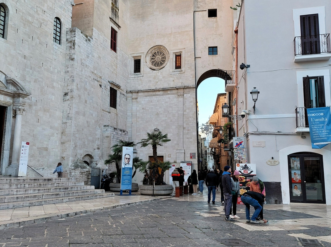Piazza dell'Odegitria-巴里必去景点