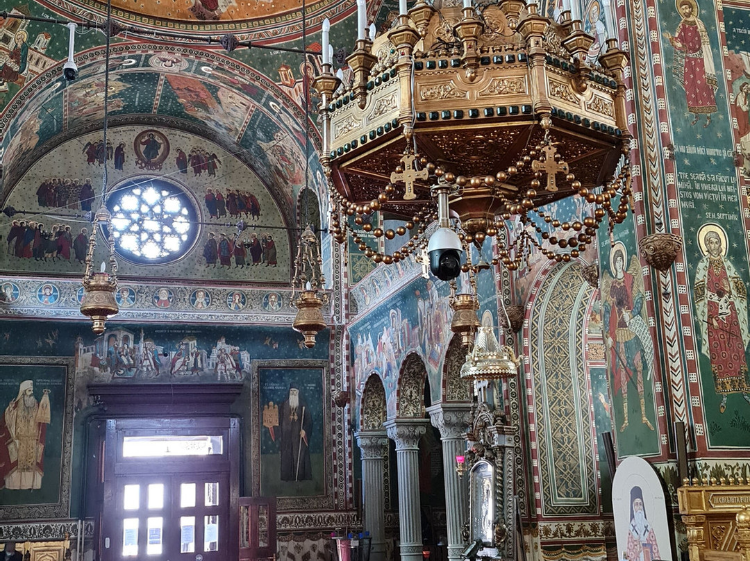 Catedrala Sfinții Apostoli Petru și Pavel - Constanța-康斯坦萨必去景点