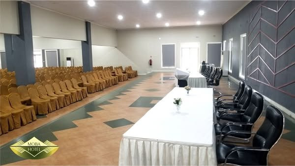 Moba Hotel and Convention Centre主图