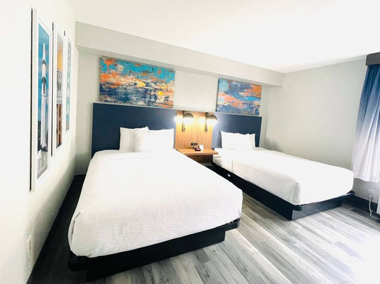 La Quinta Inn & Suites by Wyndham Birmingham Homewood主图