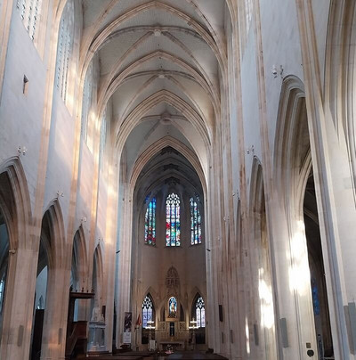 Basilique Notre-Dame-Clery-Saint-Andre必去景点