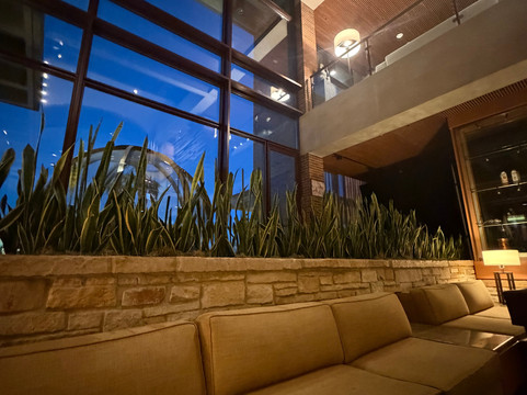 麦当劳坎帕斯凯悦酒店主图