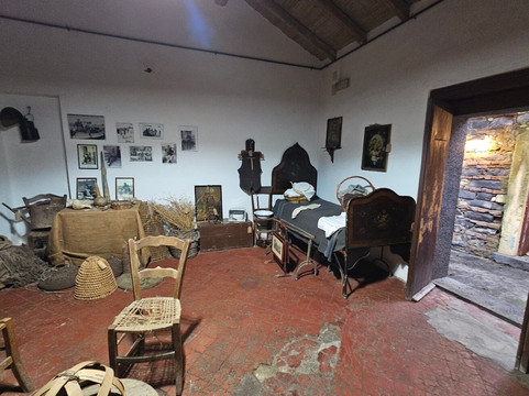 Museo Casa Del Nespolo-Acitrezza必去景点