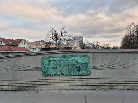 Urban (Electric Train)-卢布尔雅那必去景点