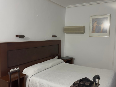 卡迪纳尔酒店主图