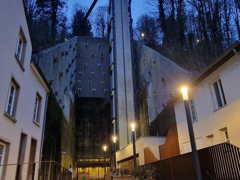 Pfaffenthal Lift-卢森堡城必去景点