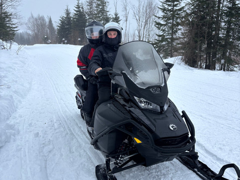 Nord Expe-Sainte Brigitte de Laval必去景点