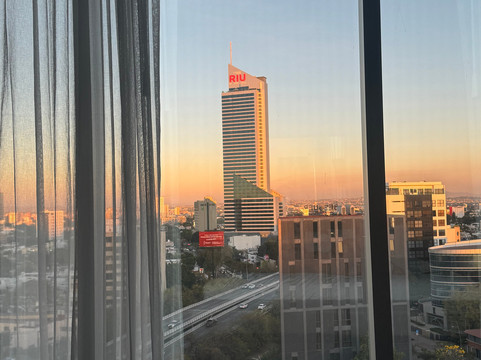 巴鲁克瓜达拉哈拉德阿涂尔酒店主图