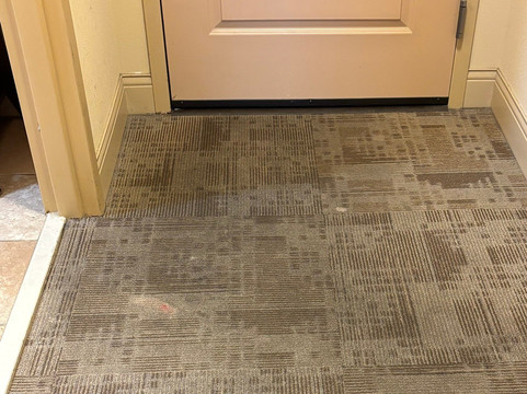 诺尔玛布卢明顿欢朋套房酒店主图