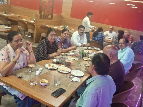 德瓦尔卡杜布米威特兹酒店主图