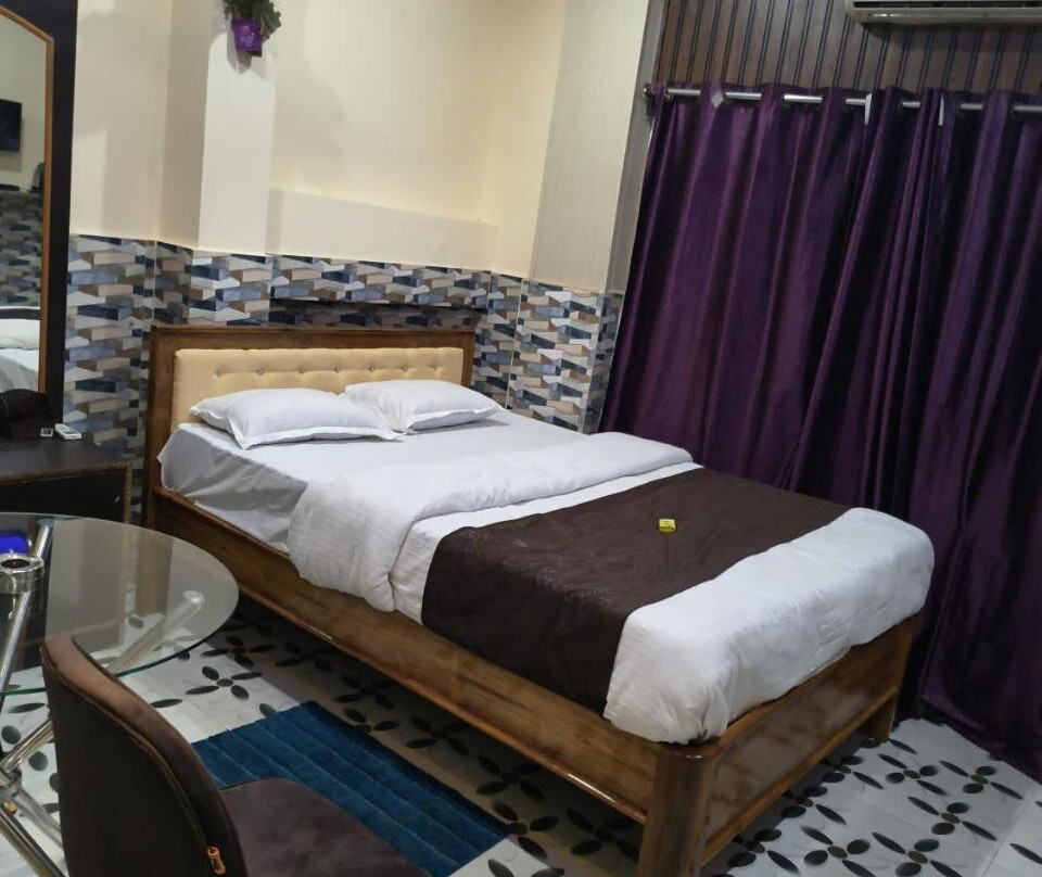 Hotel Gayatri