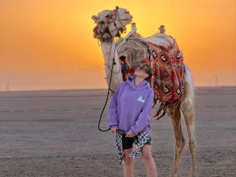 Horse Trips Iryna-赫尔格达必去景点