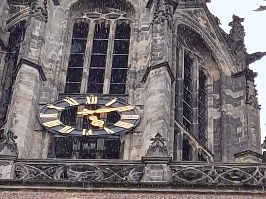 Onze-Lieve-Vrouwetoren-阿默斯福特必去景点