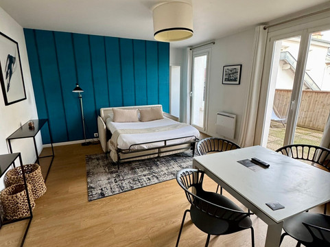 德杜克斯酒店主图