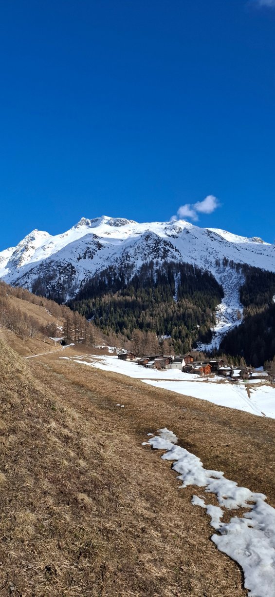 Bärgkristall Restaurant & Herberge-官方