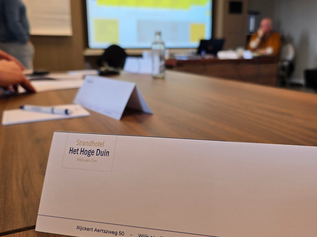 霍格杜茵酒店主图