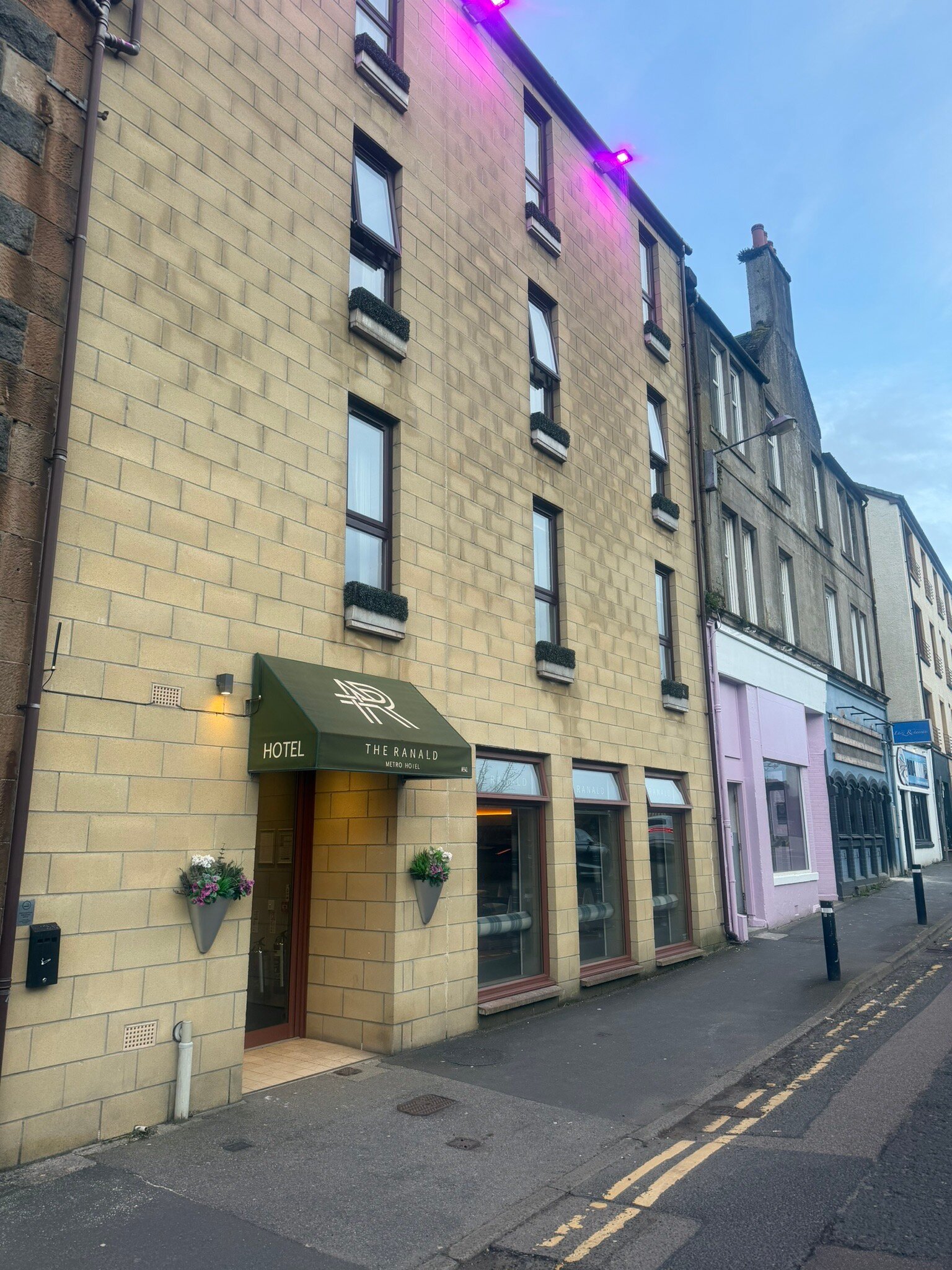 拉纳尔德酒店-官方