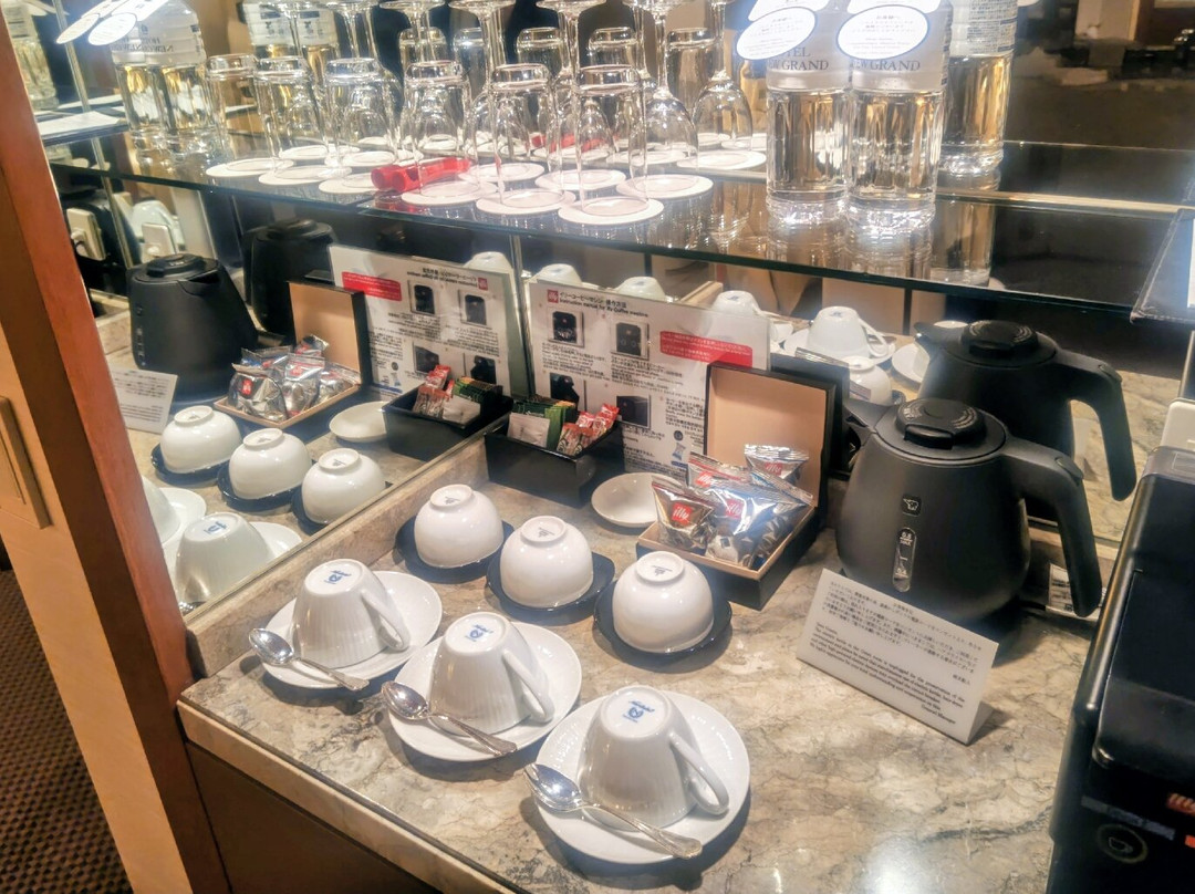 新格兰酒店主图